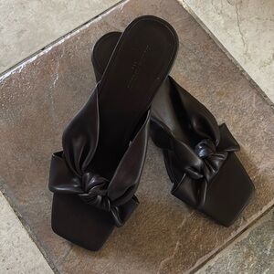 Banana Republic Factory Women Twisted Knot Brown |  Size 10 | Square Toe Heel